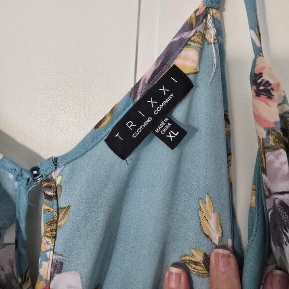 Trixxi Floral Sundress Belt Faux Wrap Lined Feminine NWT Size XL - Picture 10 of 11